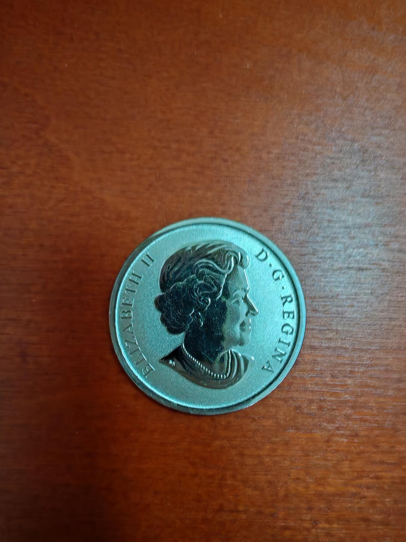 长老汇蛇年精选第七十五场拍卖 2012加拿大小菊花25分彩色铜镍币，盒证全