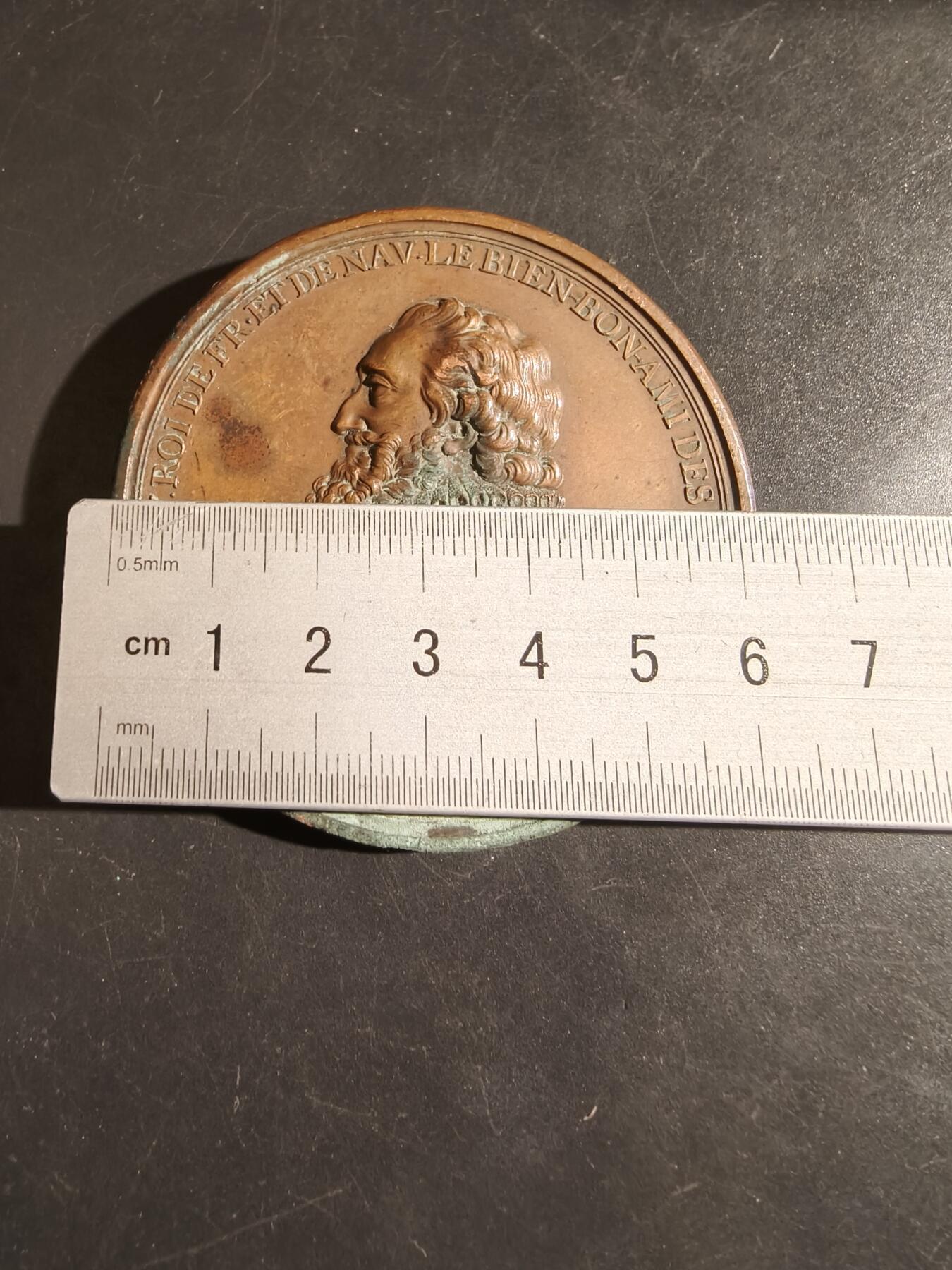 老王徽章第164期  法国苏利公爵马克西米利安·德·贝蒂讷大铜章    单面     直径68mm.    重量105.5g