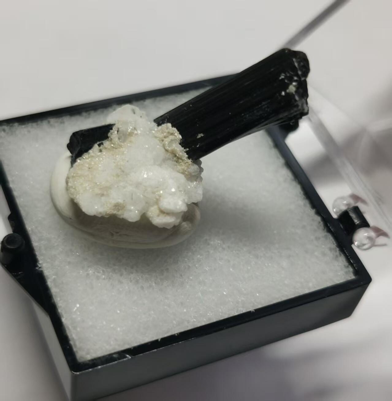 七河·世界钱币杂件水晶矿标小拍（总第28期）