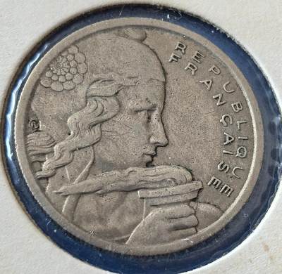 外国优质老铜币银币，周六九点倒数截拍，满百包邮，可寄存半年，喜欢朋友微信扫描二维码可直接参拍 - 欧洲老藏家纸夹-法国1954年火炬女神100法郎