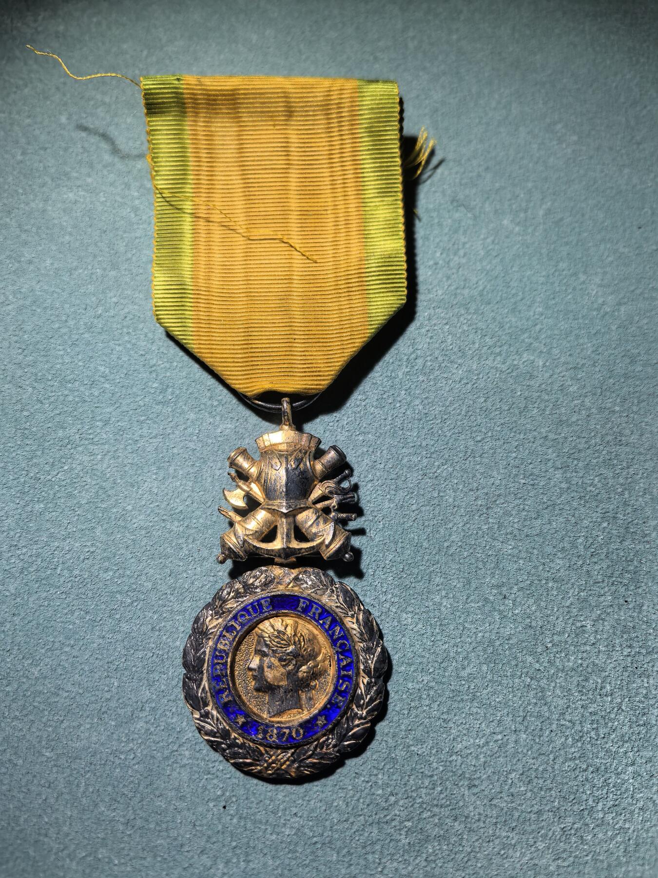 盛世勋华——号角文化勋章邮票专场拍卖第288期 法国军事奖章 五共版