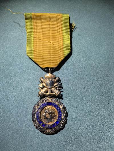 盛世勋华——号角文化勋章邮票专场拍卖第288期 - 法国军事奖章 五共版