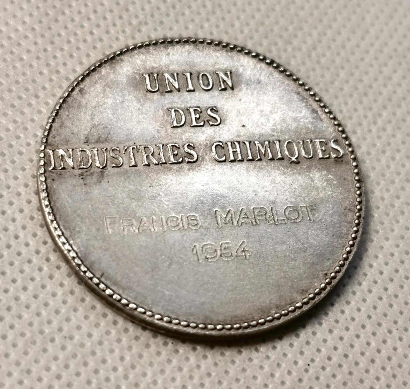 甄臻铺-世界币章拍卖（第40期）送拍享返佣金等优惠多多 法国化学工业协会纪念银章 26.6克 950银