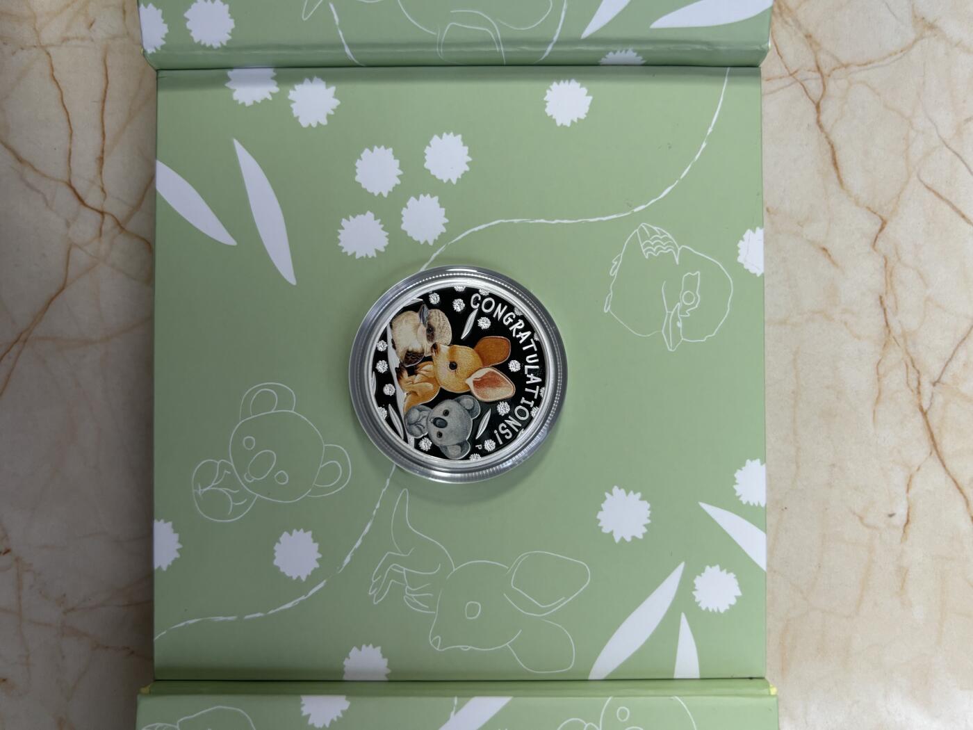 第182期拍卖 澳大利亚2023年新生宝宝半盎司彩色纪念银币，1/2盎司，9999银