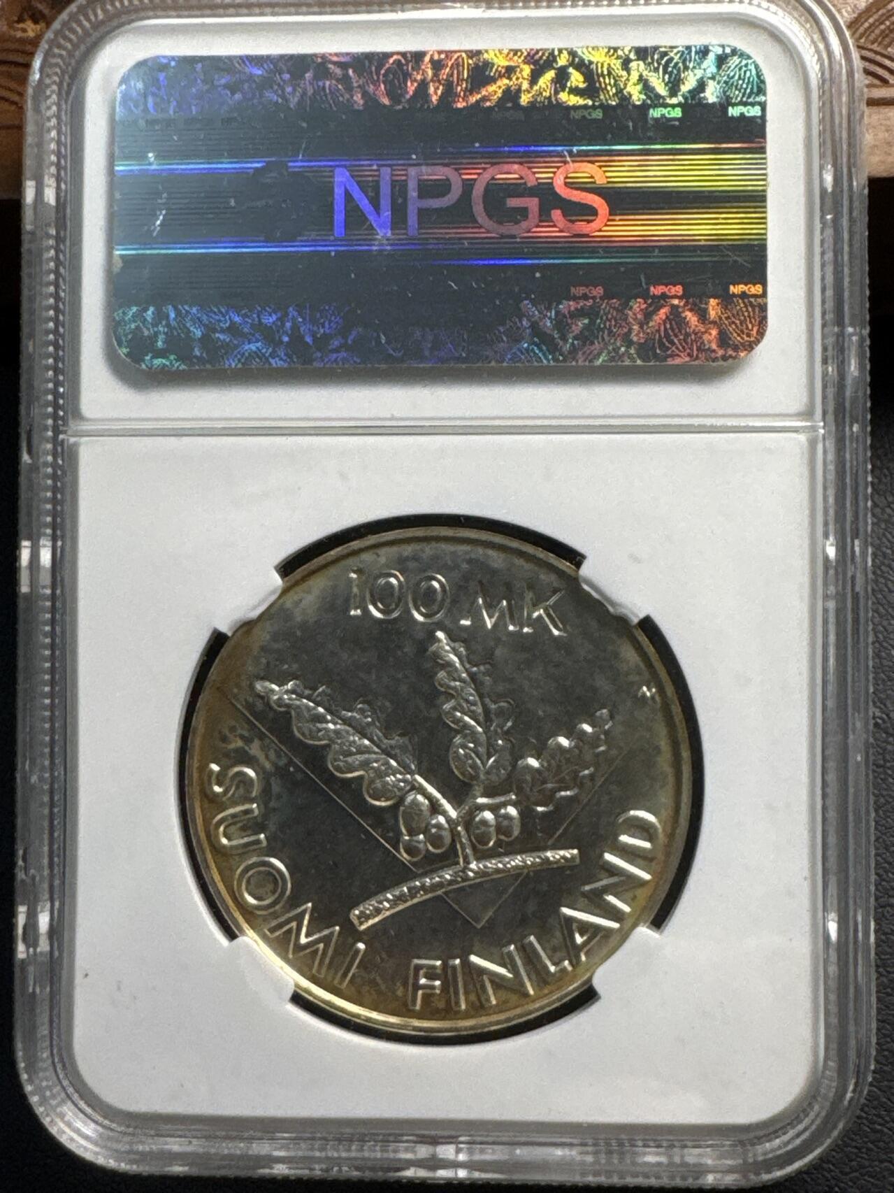 ❤️【币观天下】❤️ 第331期钱币拍卖- 2025.11.21周五晚上6点半场-长期征集拍品 克劳斯硬币大赛最佳银币最佳艺术币和年度最佳硬币三项大奖芬兰1995年联合国成立50周年NPGS众诚评级封装银币925银24克直径35毫米