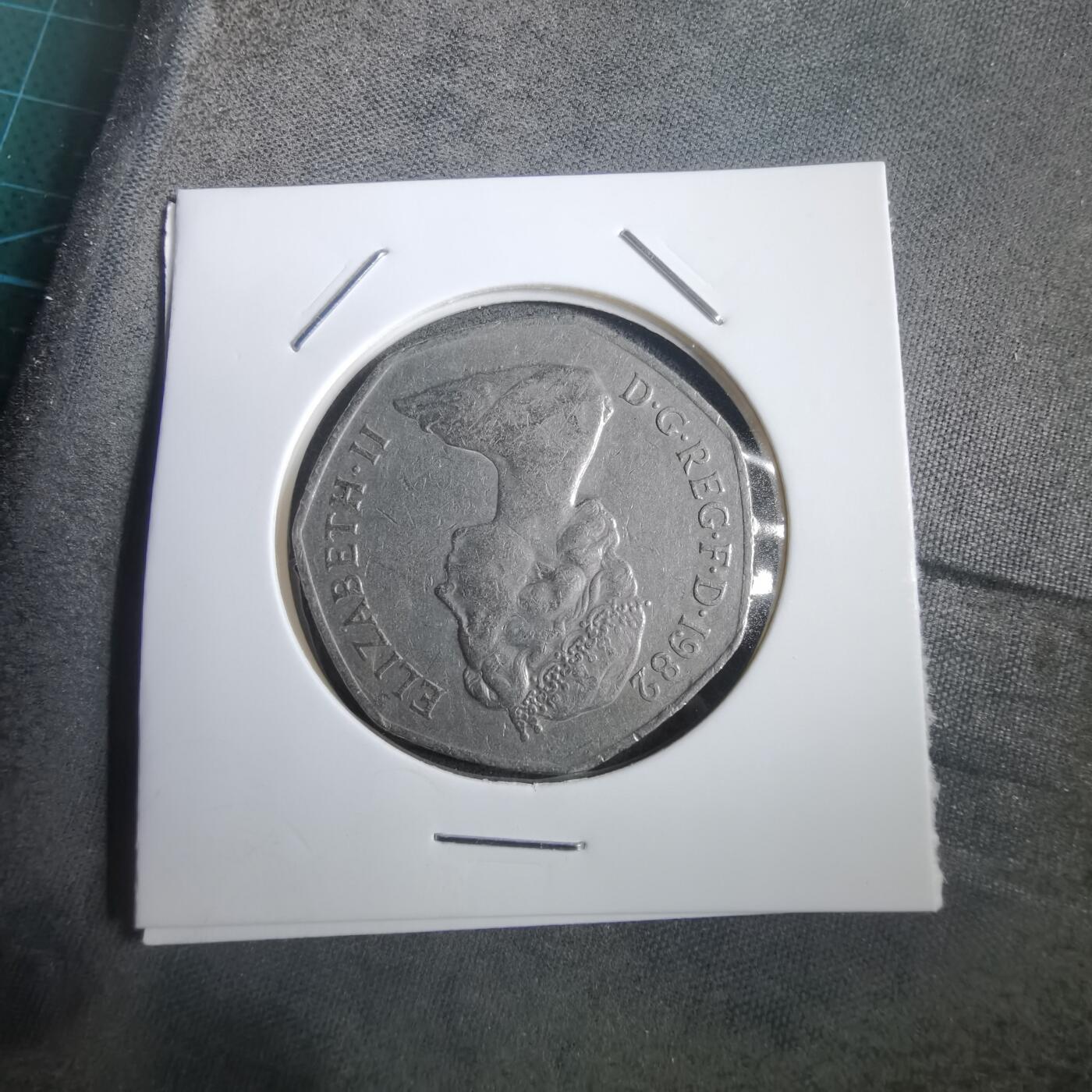 沼泽如烟--第908场 英国1982年50便士