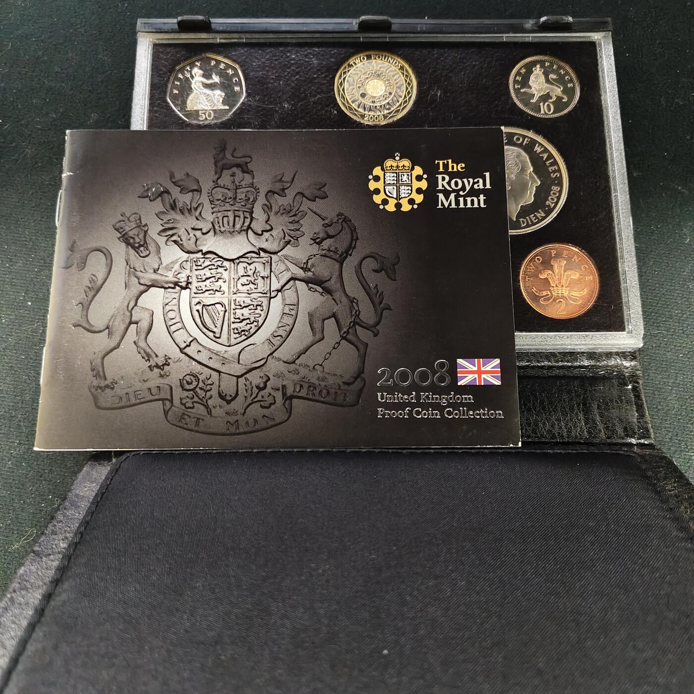 【全场包邮】纯粹捡漏拍479场（免费代拍第16场） 英国2008年王室标志末版11枚官方精制套币-盒证全-含5镑伊丽莎白一世+5镑查尔斯大寿+2镑伦敦奥运会百年精制纪念币