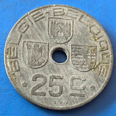 外国优质老铜币银币，周六九点倒数截拍，满百包邮，可寄存半年，喜欢朋友微信扫描二维码可直接参拍 - 德占比利时1945年25分