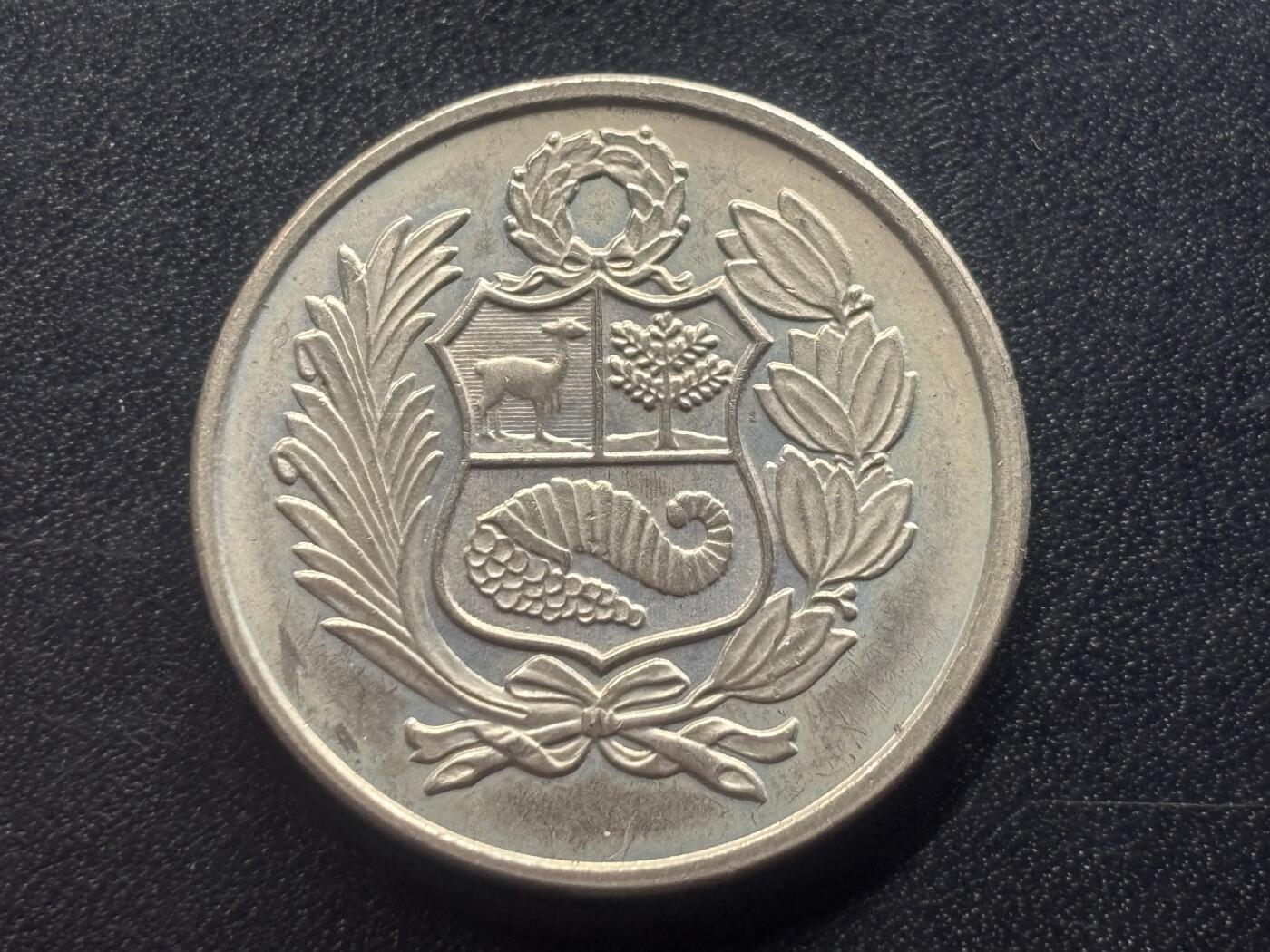 邮泉阁限时拍卖第三十六场 美洲硬币专场（硬币在国外。请付邮费6元。）