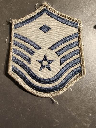 老王徽章第164期 -  美国空军军士长臂章