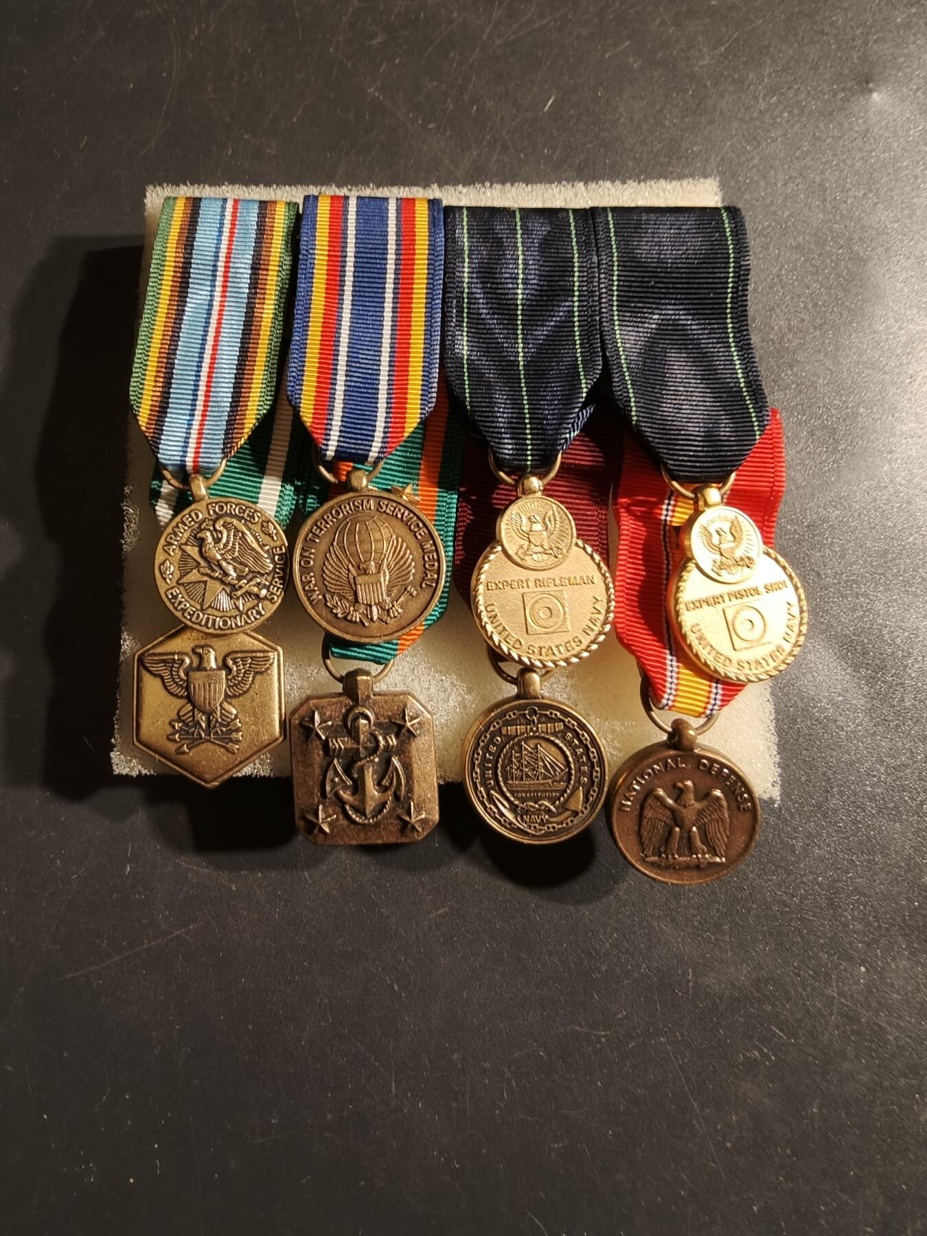 老王徽章第164期 美国海军反恐战争迷你联排8R