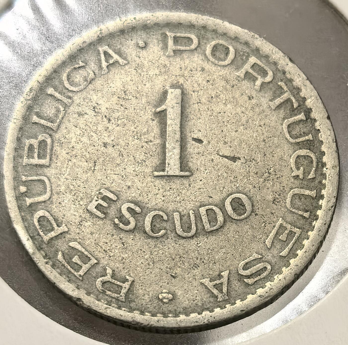 外国优质老铜币银币，周六九点倒数截拍，满百包邮，可寄存半年，喜欢朋友微信扫描二维码可直接参拍 佛得角1949年1埃斯库多