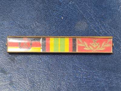 荷兰第129期勋赏拍卖 - 民主德国勋略