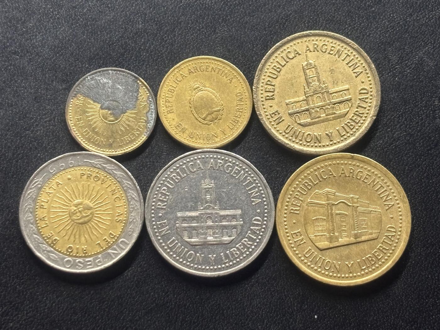 邮泉阁限时拍卖第三十六场 美洲硬币专场（硬币在国外。请付邮费6元。） 阿根廷1990年代6枚