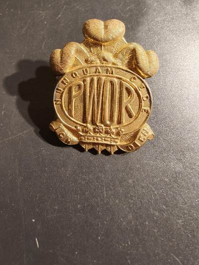 老王徽章第164期 -  英国威尔士女亲王步兵团帽徽     一战时期
