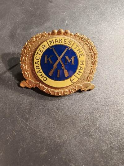 老王徽章第164期 -  美国肯塔基军事学院大檐帽帽徽