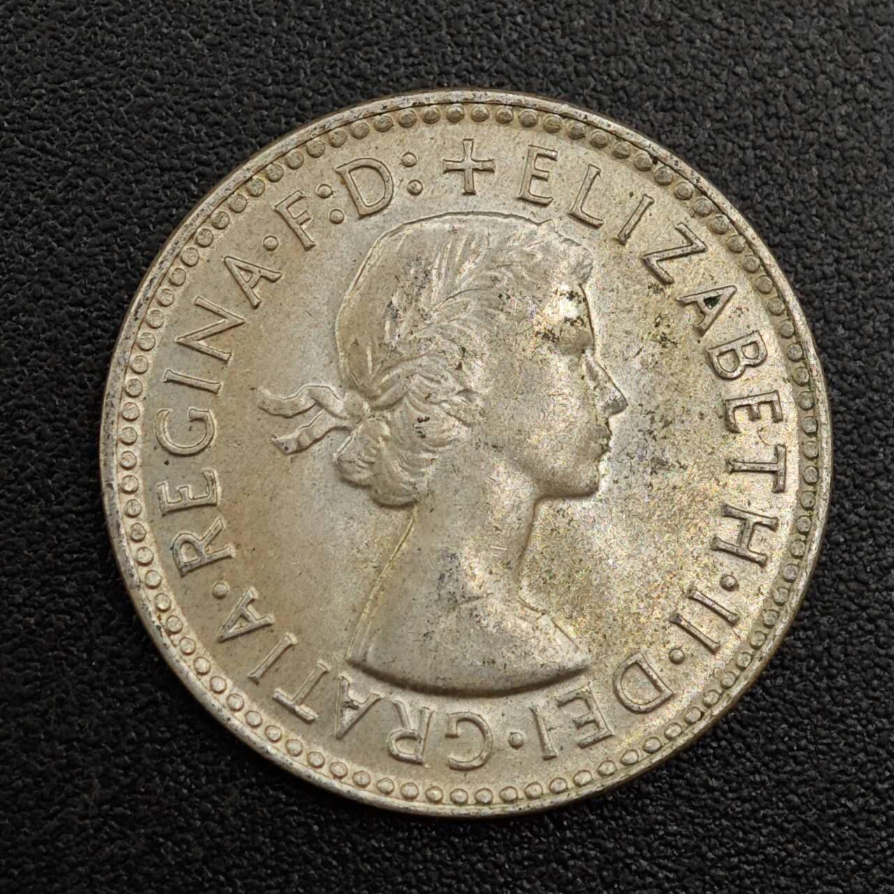 【淘币小摊】实时拍第八百零一拍   散币场   满百包邮可预留二周 每周一统一发货   澳大利亚1963年伊丽莎白二世3便士银币