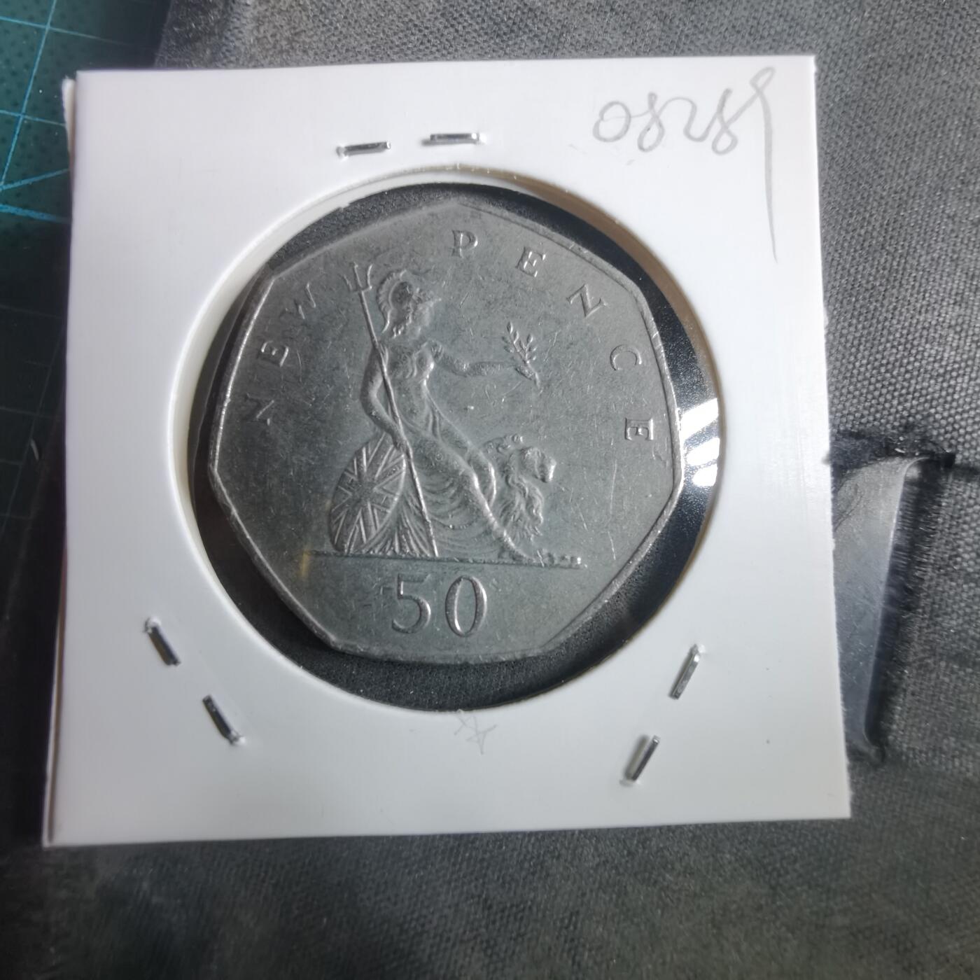 沼泽如烟--第908场 英国1979年50便士