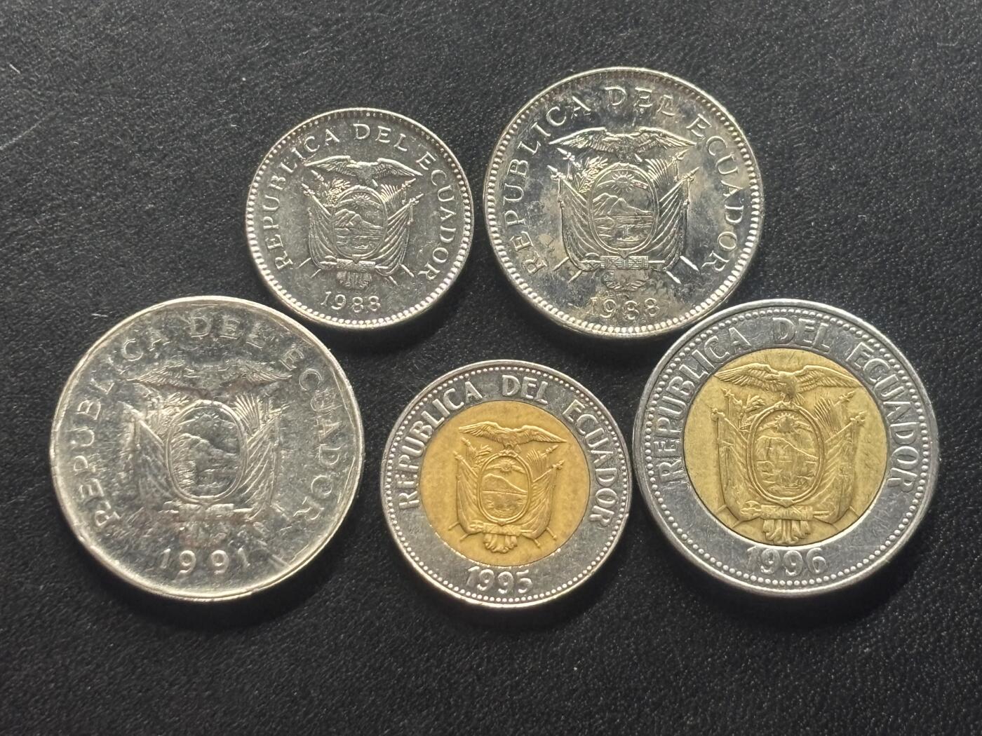 邮泉阁限时拍卖第三十六场 美洲硬币专场（硬币在国外。请付邮费6元。）