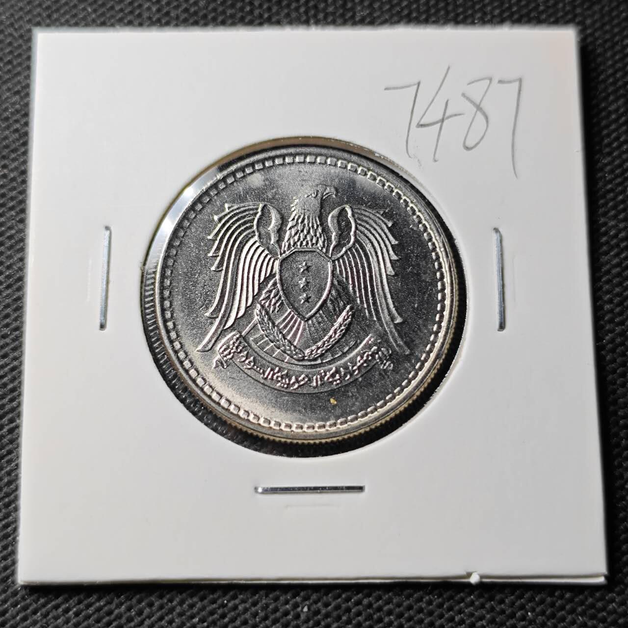 KK钱币收藏小铺  第374场  2月预留时间 周末发货  叙利亚1镑纪念币 好品