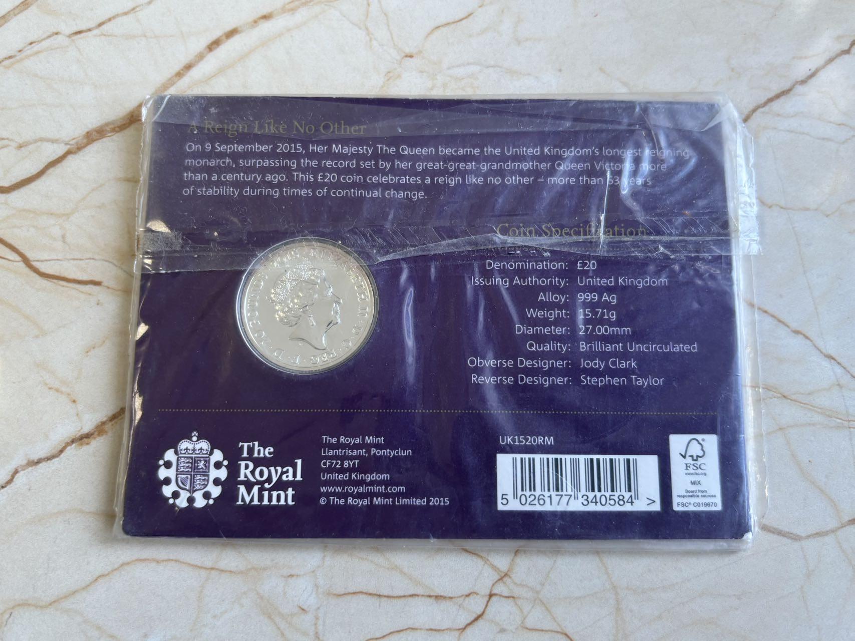 第182期拍卖 2015年英国20英镑非流通普制银币 最长的在位君主 999银15.71克 卡装