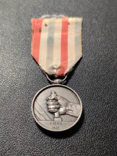 靖甫拍卖第十一场 - 法国铁路嘉奖奖章 1945刻铭