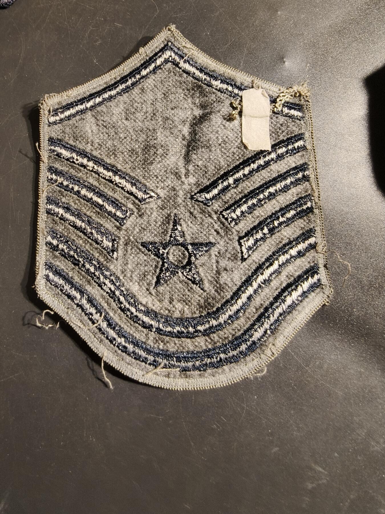 老王徽章第164期  美国空军军士长臂章