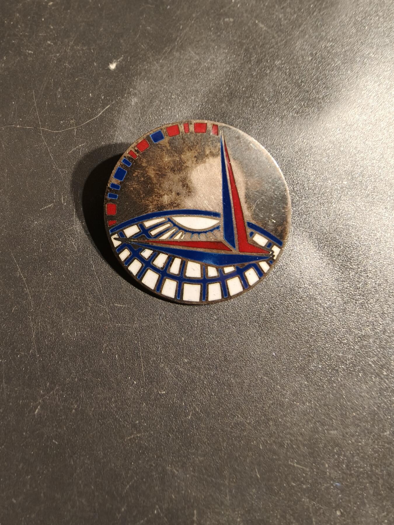 老王徽章第164期  美国二战陆军航空兵运输司令部证章      925银     二战时期横针版