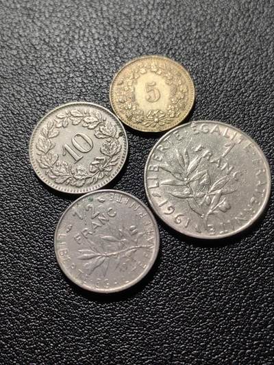 靖甫拍卖第十一场 - 法国瑞士四枚