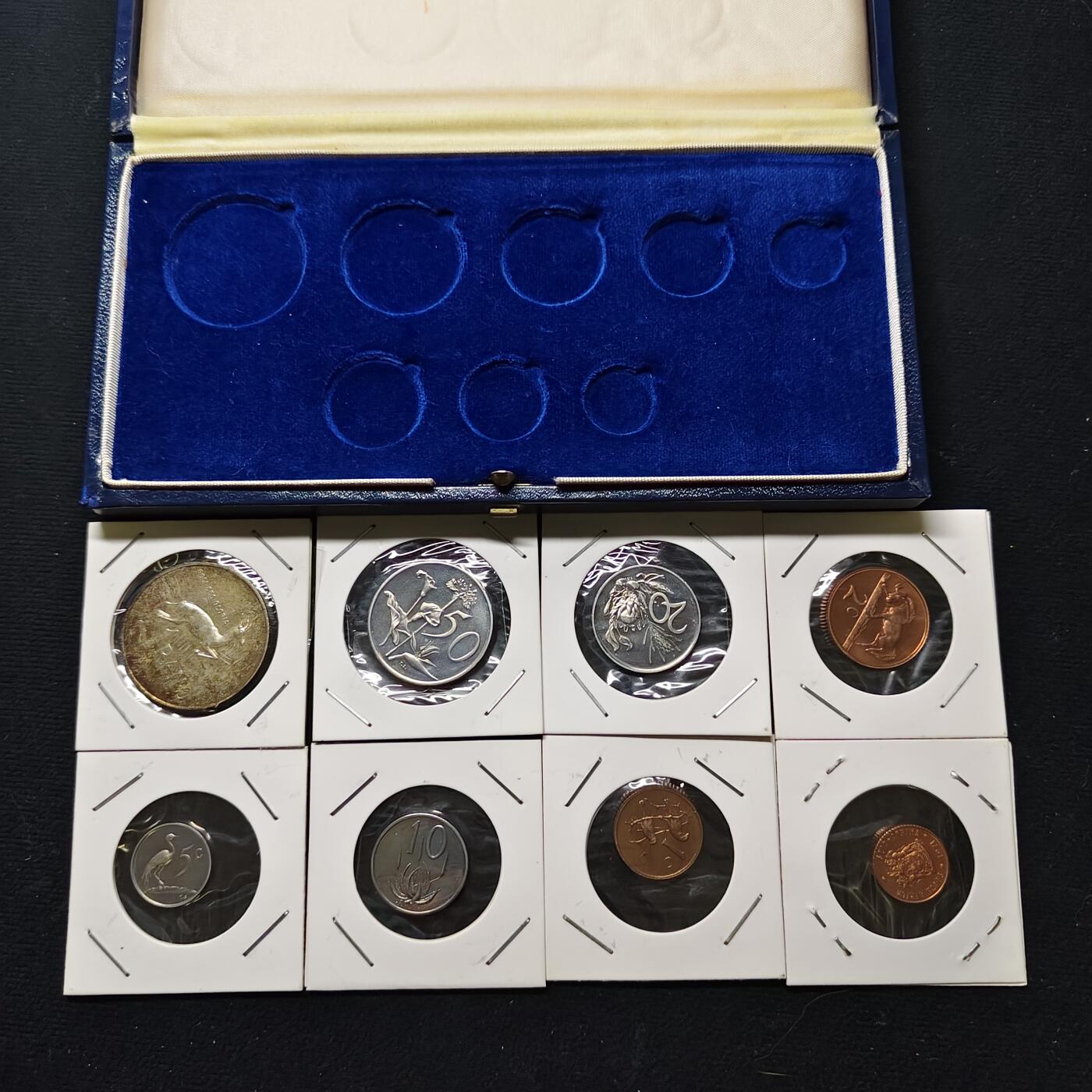 【全场包邮】纯粹捡漏拍479场（免费代拍第16场） 【少见】南非1971年官方精制套币-含1兰特精制银币-量5000