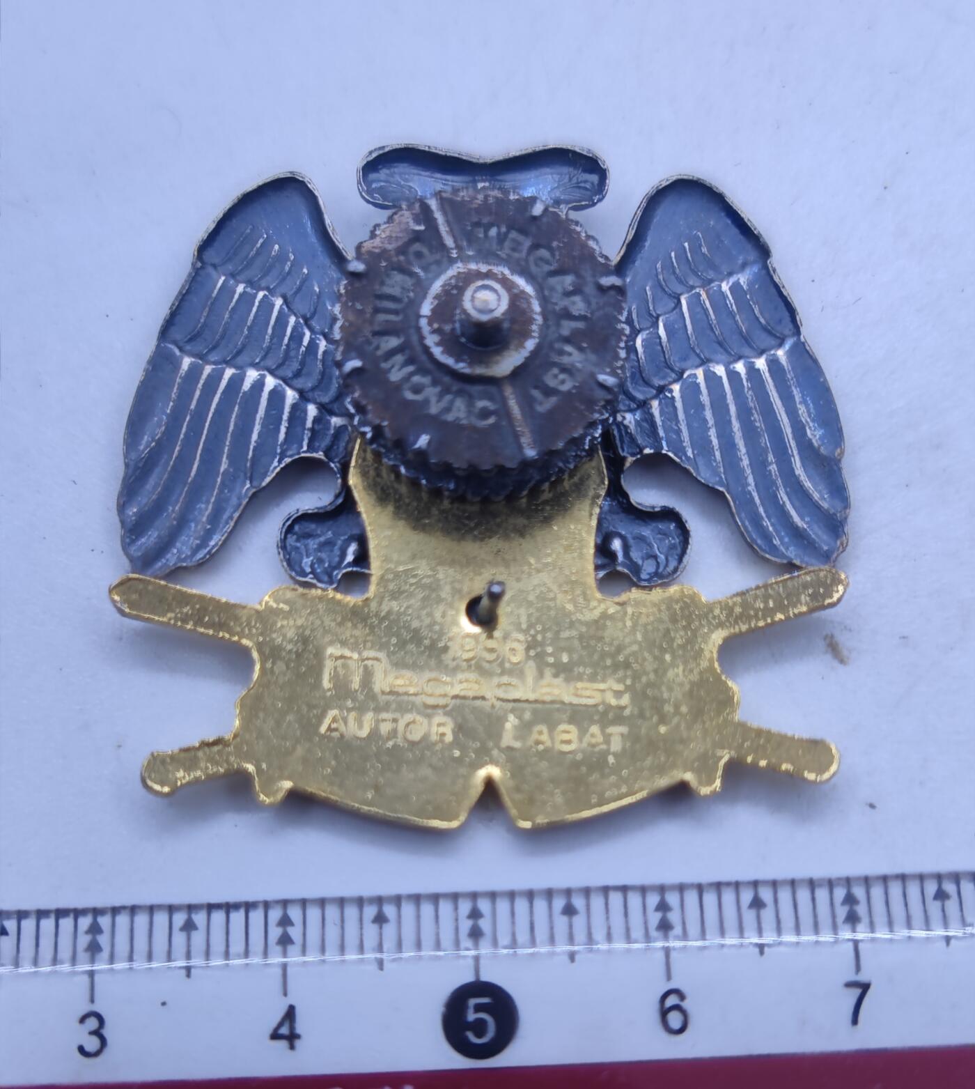 红色经典收藏拍卖专场第32期 南斯拉夫陆军帽徽