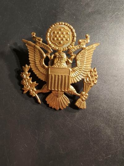 老王徽章第164期 -  美国陆军大檐帽帽徽