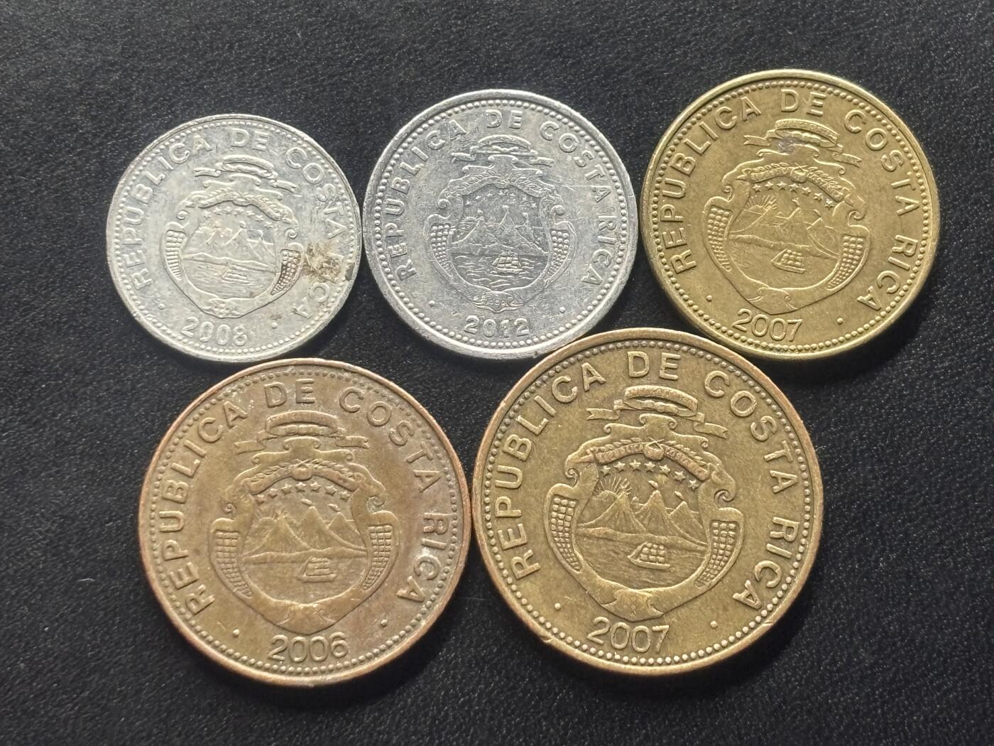 邮泉阁限时拍卖第三十六场 美洲硬币专场（硬币在国外。请付邮费6元。）