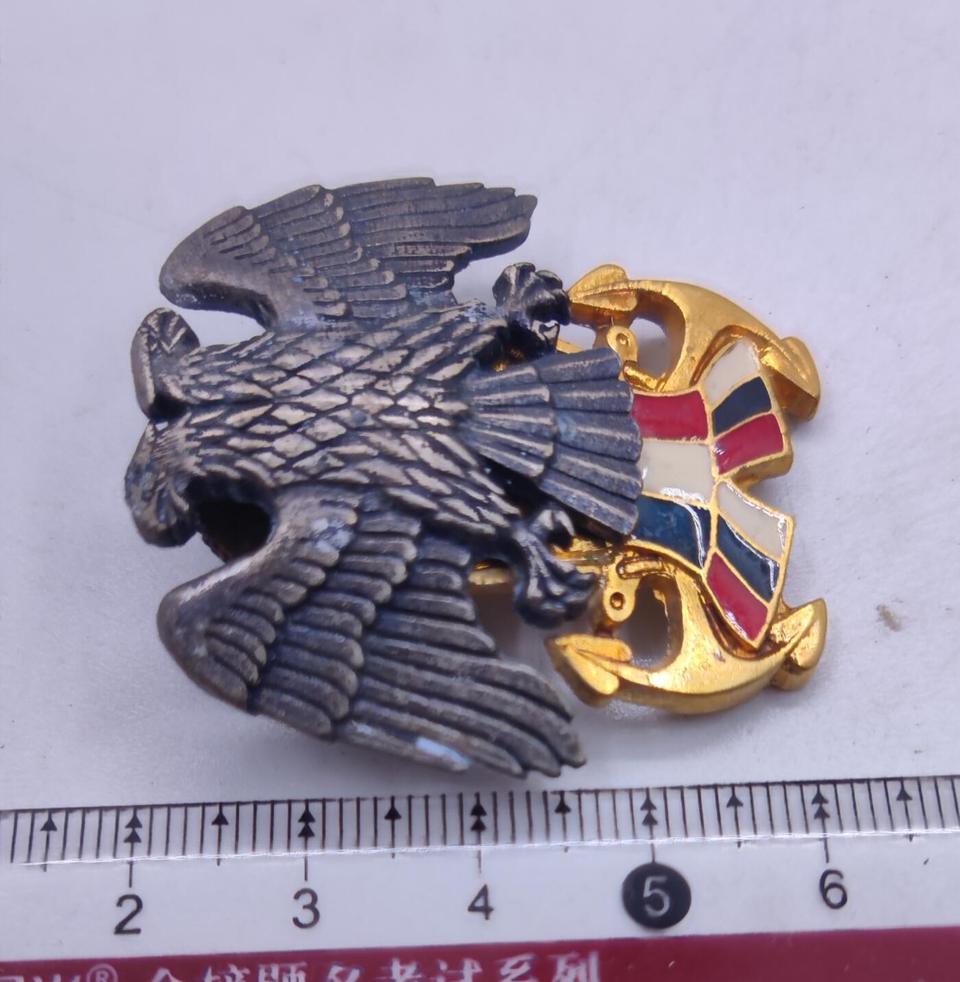 红色经典收藏拍卖专场第32期 南斯拉夫海军帽徽