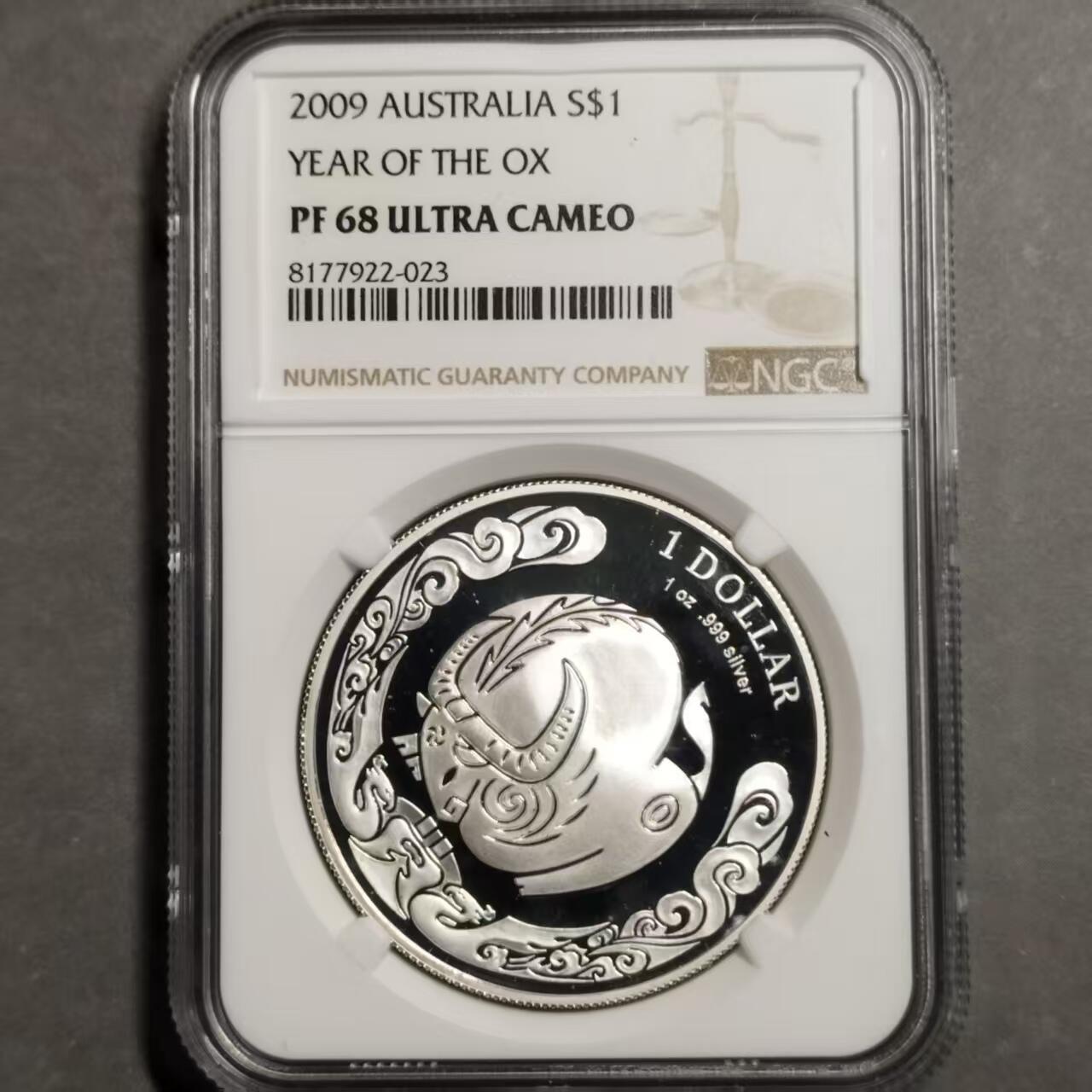 长老汇蛇年精选第七十六场拍卖 2009澳大利亚生肖牛1元精制纪念银币 ，1盎司999银，NGC PF68UC