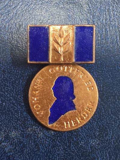 荷兰第129期勋赏拍卖 - 民主德国铜级苏德友好协会证章