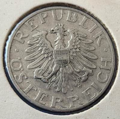 外国优质老铜币银币，周六九点倒数截拍，满百包邮，可寄存半年，喜欢朋友微信扫描二维码可直接参拍 - 欧洲老藏家纸夹-奥地利1946年葡萄2先令