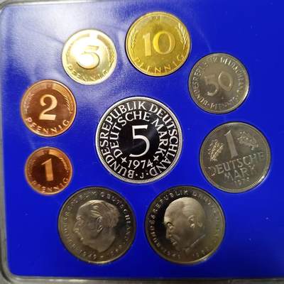 长老汇蛇年精选第七十六场拍卖 1974J德国9枚精制套币，含1枚5马克精制银币