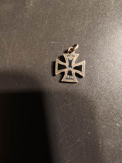 老王徽章第164期 -  德国一战铁十字徽章迷你尺寸