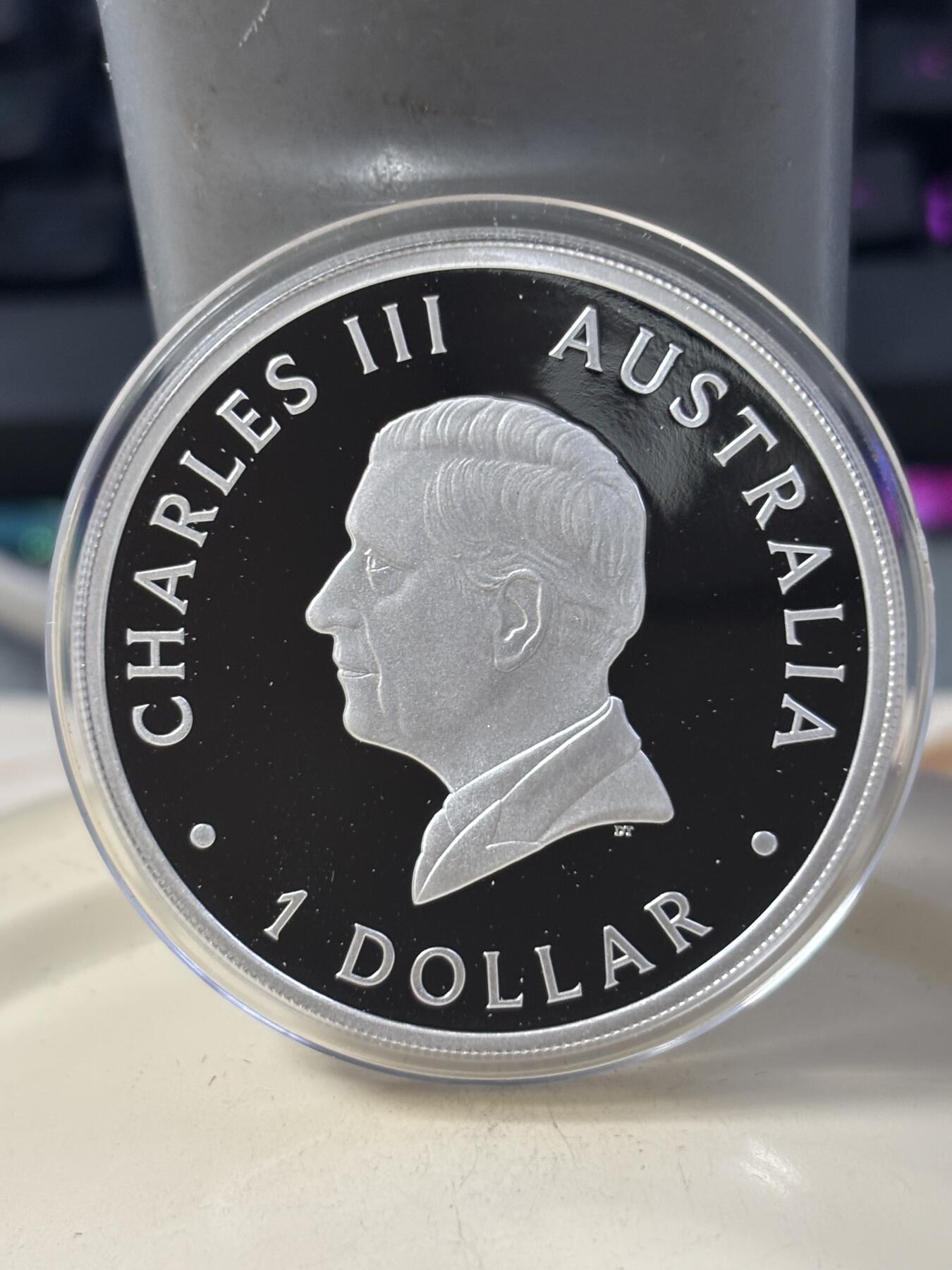 第182期拍卖 澳大利亚2024年爱情婚礼1盎司精制纪念银币，9999银