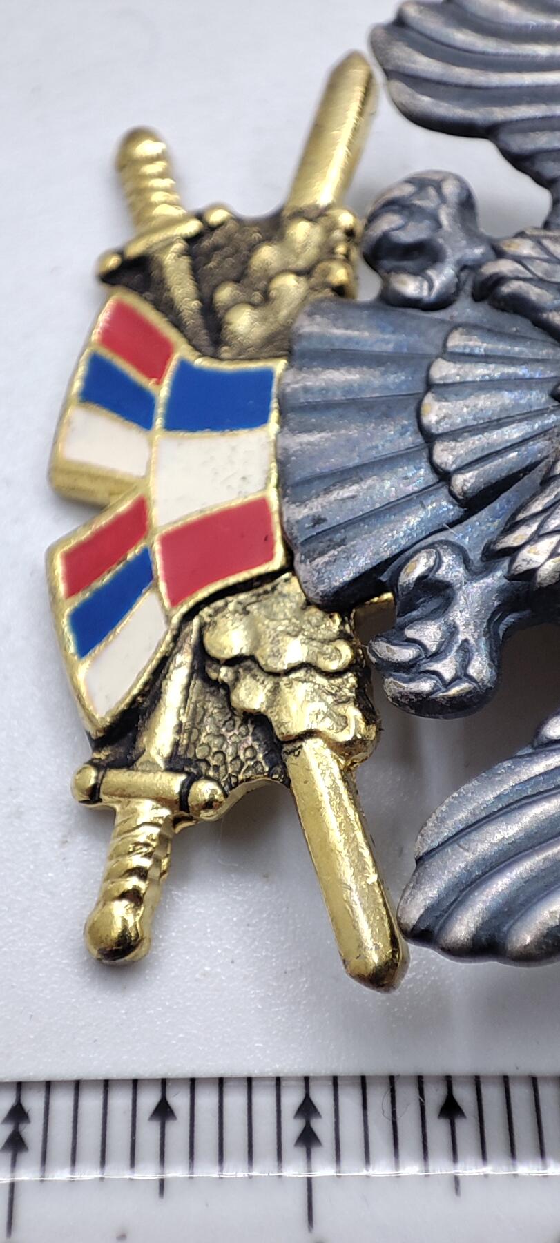 红色经典收藏拍卖专场第32期 南斯拉夫陆军帽徽