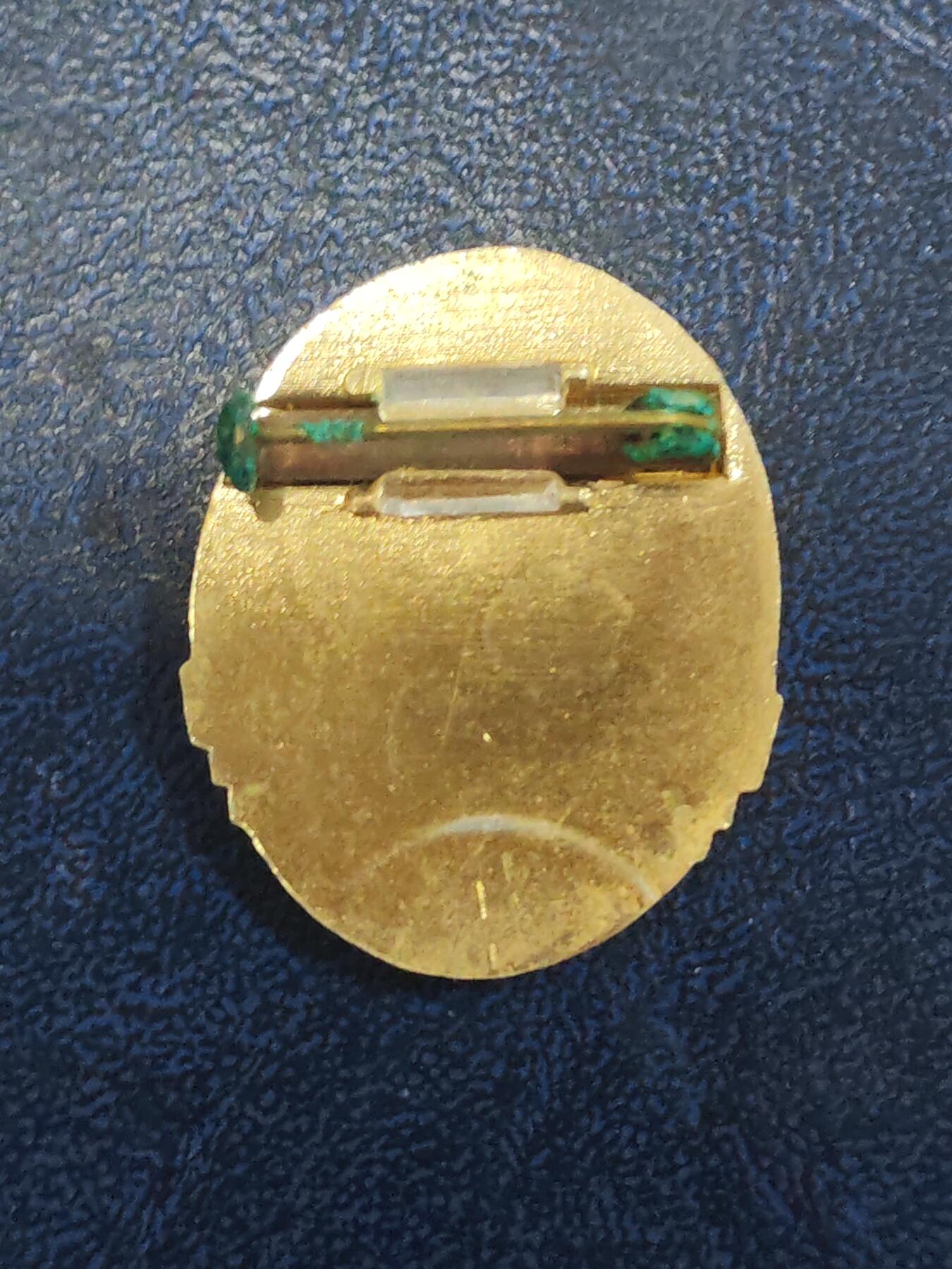 荷兰第129期勋赏拍卖 民主德国体育与技术协会证章