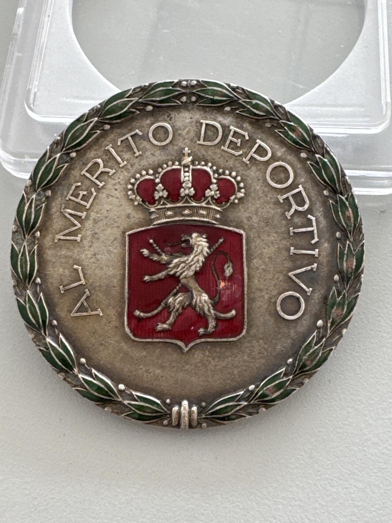 ❤️【币观天下】❤️ 第331期钱币拍卖- 2025.11.21周五晚上6点半场-长期征集拍品 西班牙大银章116克1954年