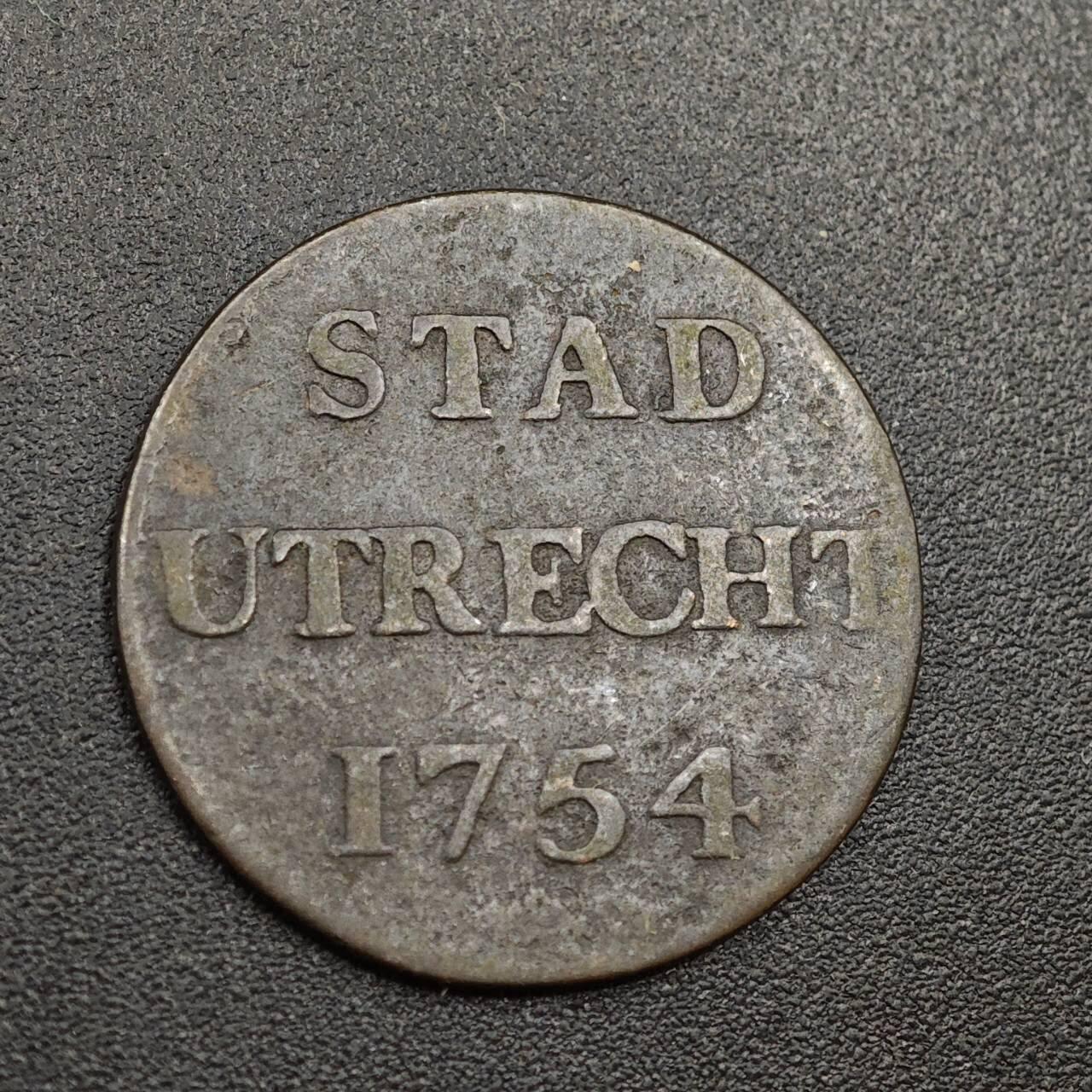 【淘币小摊】实时拍第八百零一拍   散币场   满百包邮可预留二周 每周一统一发货   荷兰乌特勒支1754年1杜伊特铜币