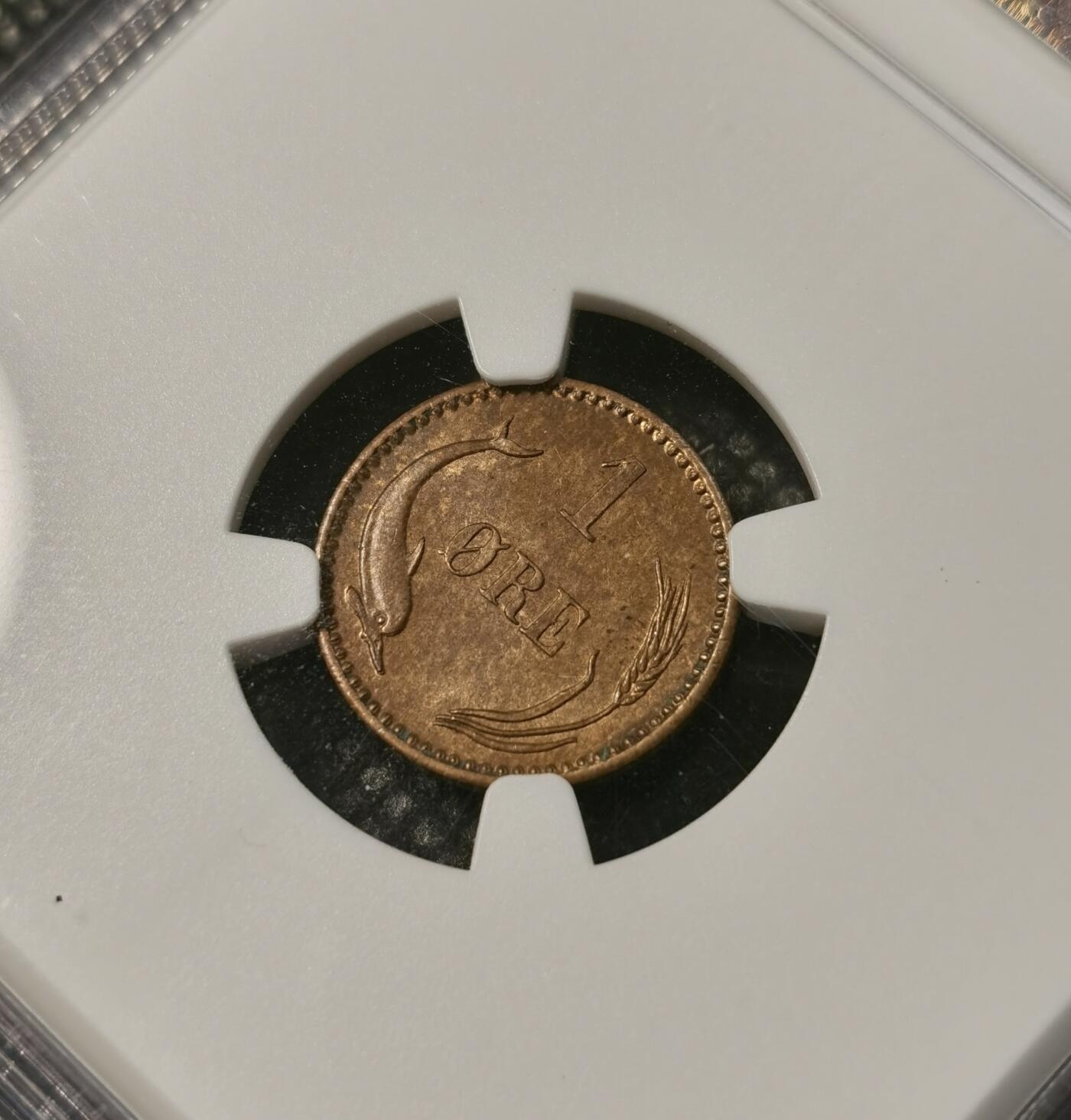 甄臻铺-世界币章拍卖（第40期）送拍享返佣金等优惠多多 NGC-MS64BN 1904年丹麦1欧尔铜币 原光品相