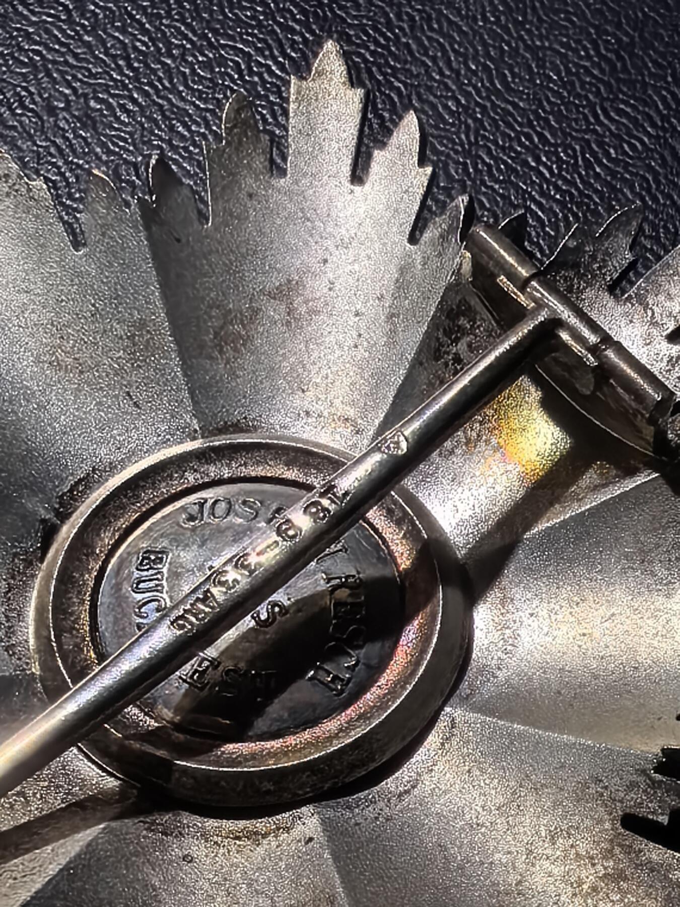 盛世勋华——号角文化勋章邮票专场拍卖第288期 罗马尼亚大十字级王冠勋章带原盒  第一版 银质 带银标厂标