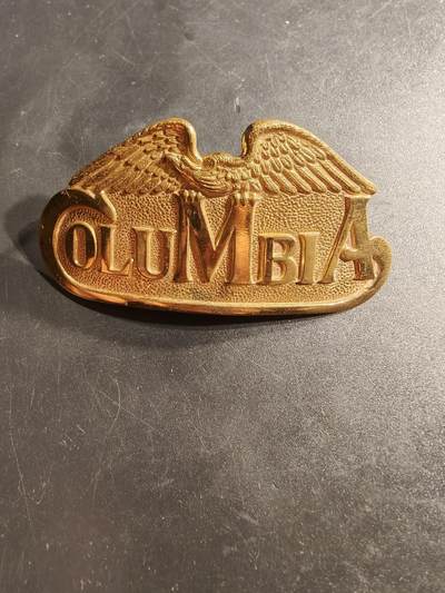 老王徽章第164期 -  美国哥伦比亚大学预备军官团大檐帽帽徽