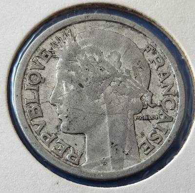 外国优质老铜币银币，周六九点倒数截拍，满百包邮，可寄存半年，喜欢朋友微信扫描二维码可直接参拍 - 欧洲老藏家纸夹-法国1947年丰锐角版2法郎铝币