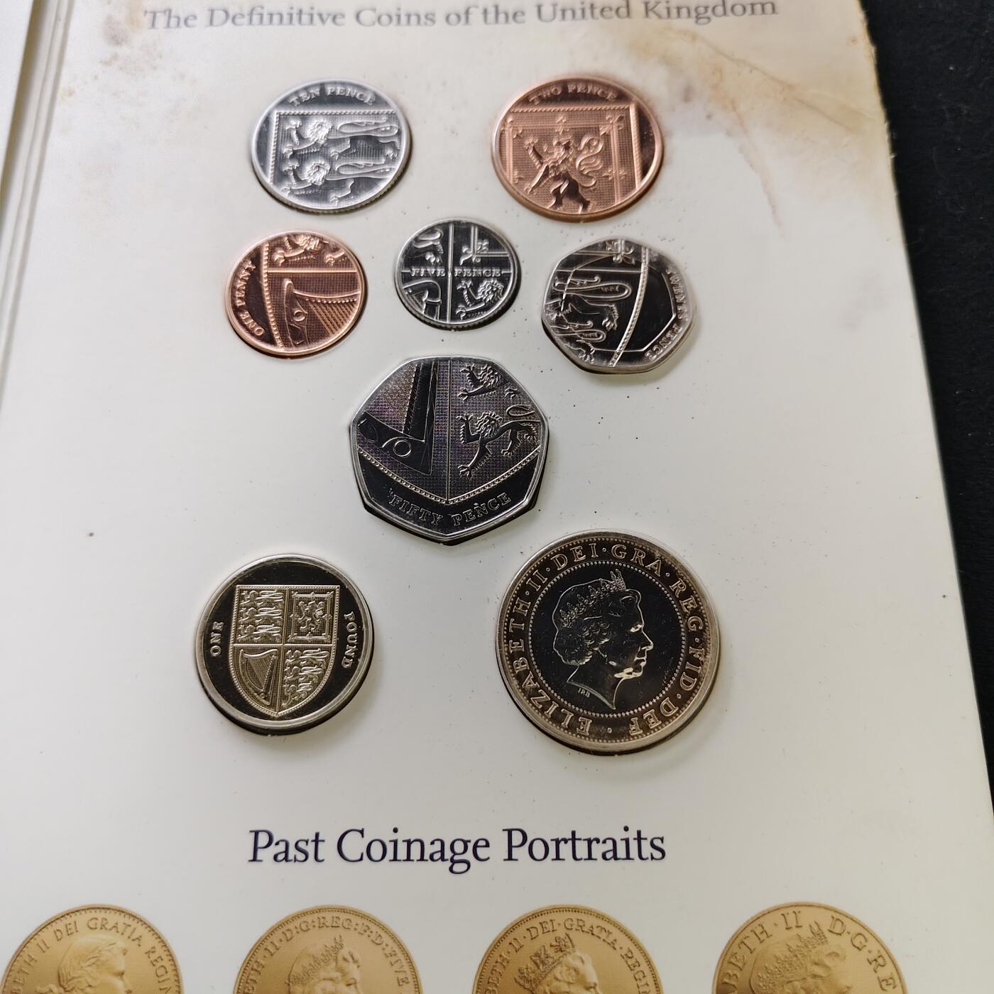 【全场包邮】纯粹捡漏拍479场（免费代拍第16场） 英国2015年第四版女王最末年版本官方封装套币