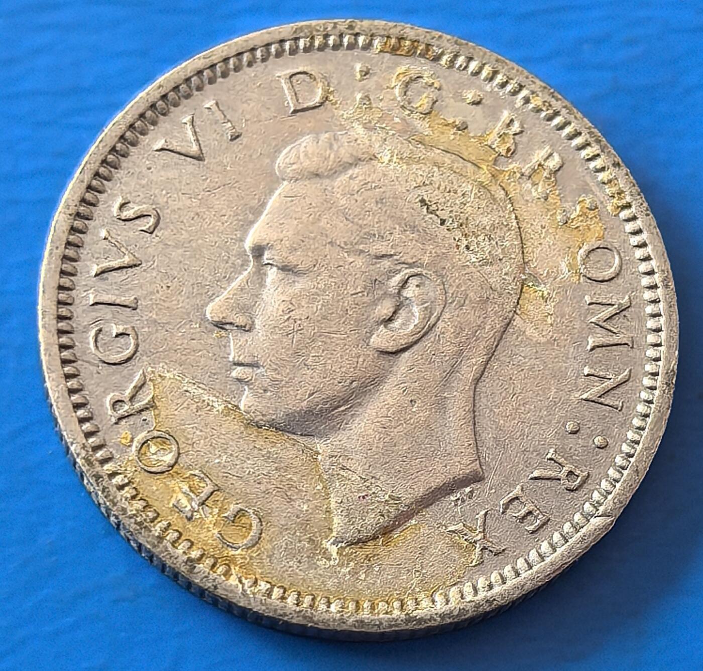 外国优质老铜币银币，周六九点倒数截拍，满百包邮，可寄存半年，喜欢朋友微信扫描二维码可直接参拍 英国1949年6便士